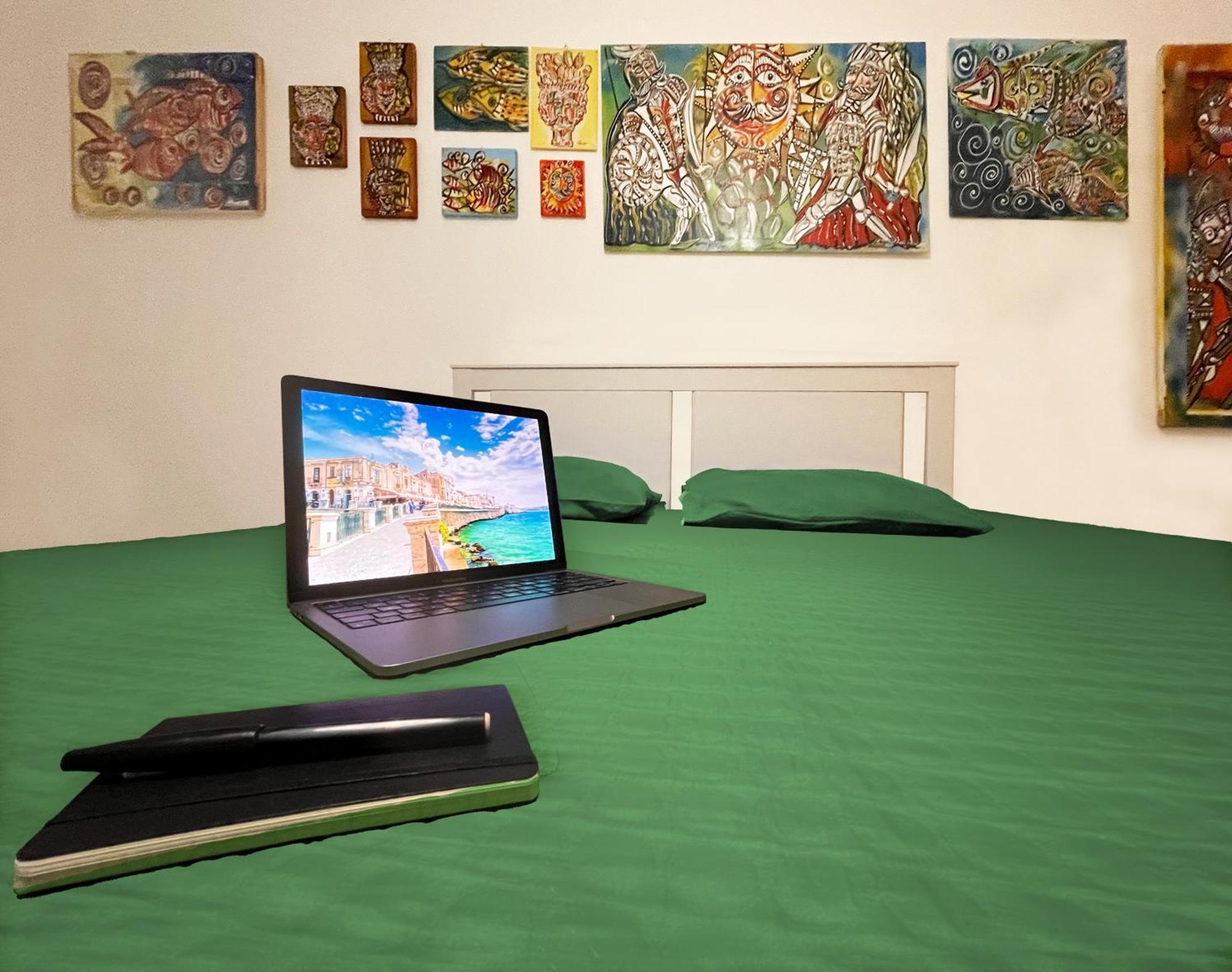 Casa Nando - One Bed With Private Bathroom & Free Wi-fi